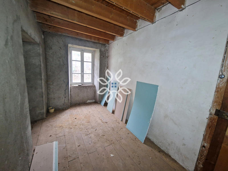 Maison de village - 126 m² - 7 pièces