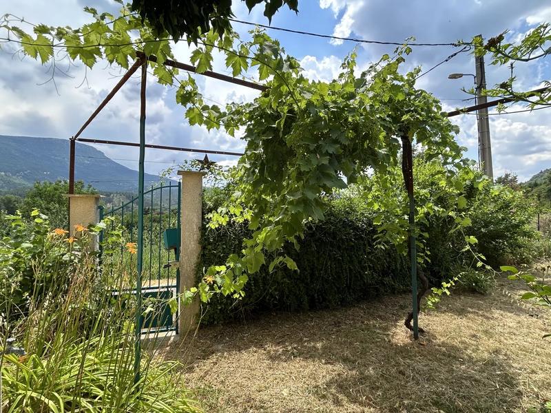 Maison - 237 m² - 11 pièces