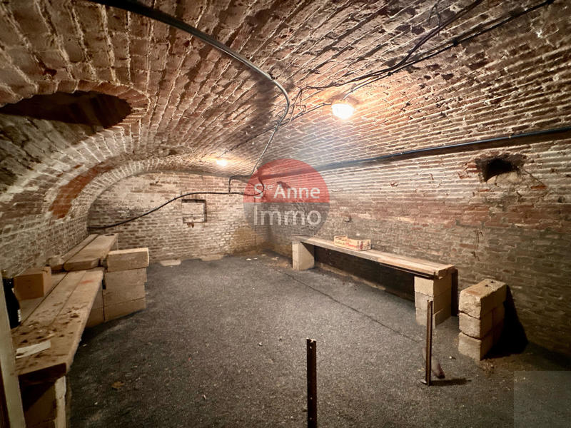 Maison - 211 m² - 8 pièces