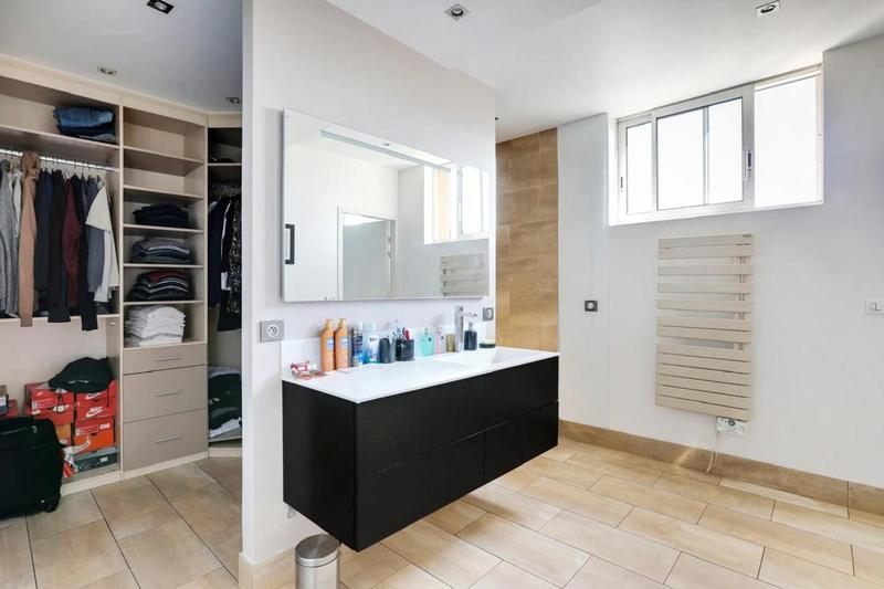 Loft - 183 m² - 5 pièces