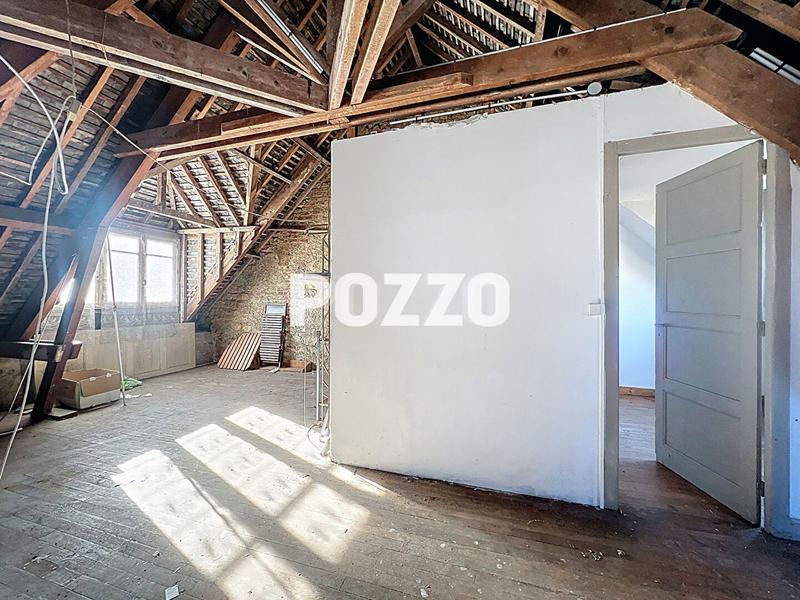 Immeuble - 245 m² - 5 pièces