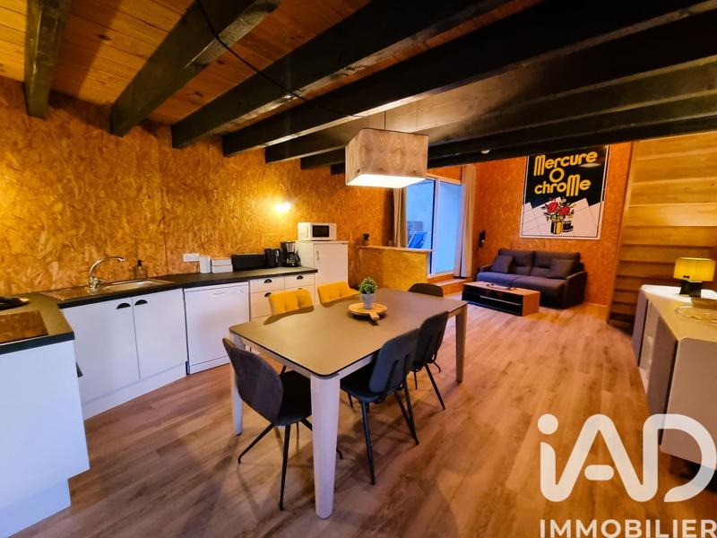 Maison - 231 m² - 13 pièces