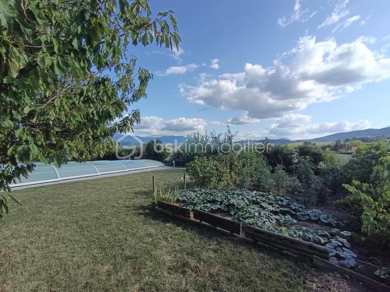 Maison traditionnelle - 103 m² - 4 pièces