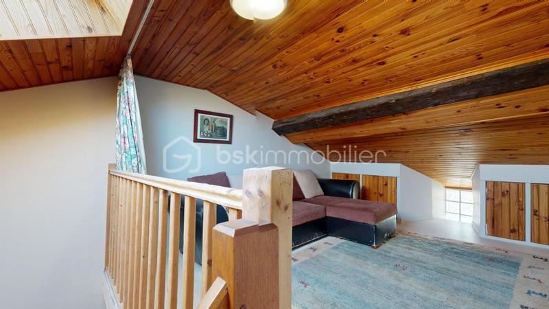 Corps de ferme - 160 m² - 6 pièces