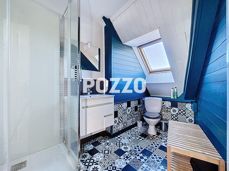 Maison - 196 m² - 8 pièces