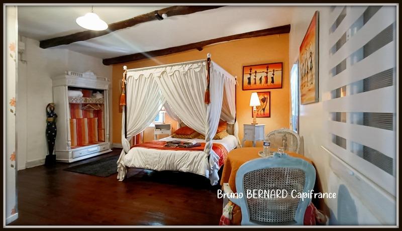 Maison - 733 m² - 23 pièces