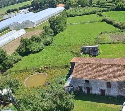 Maison - 90 m² - 4 pièces