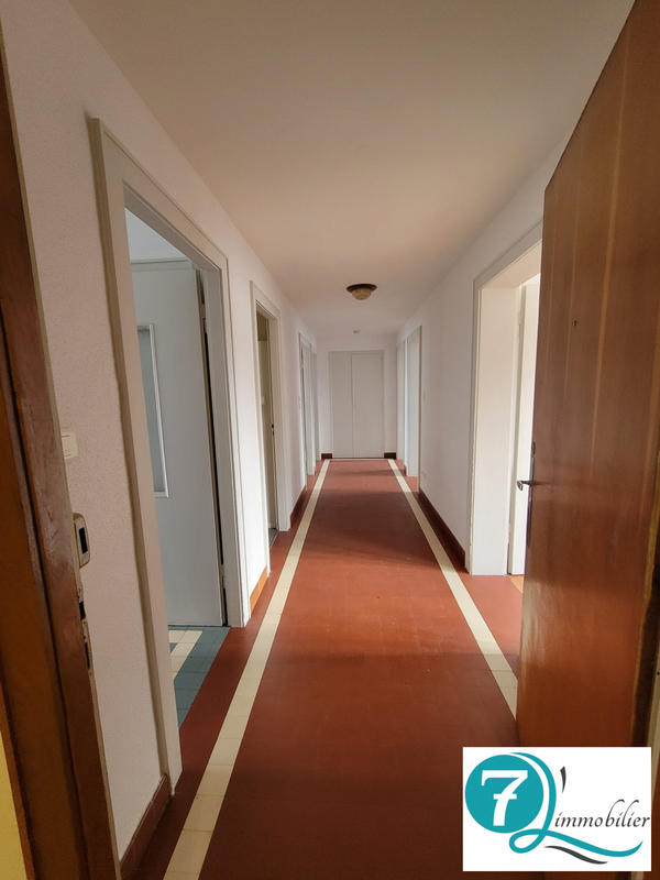 Appartement - 85 m² - 5 pièces