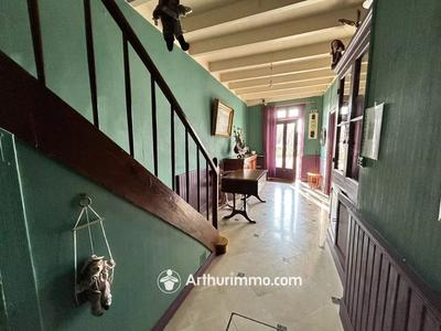 Maison - 174 m² - 9 pièces