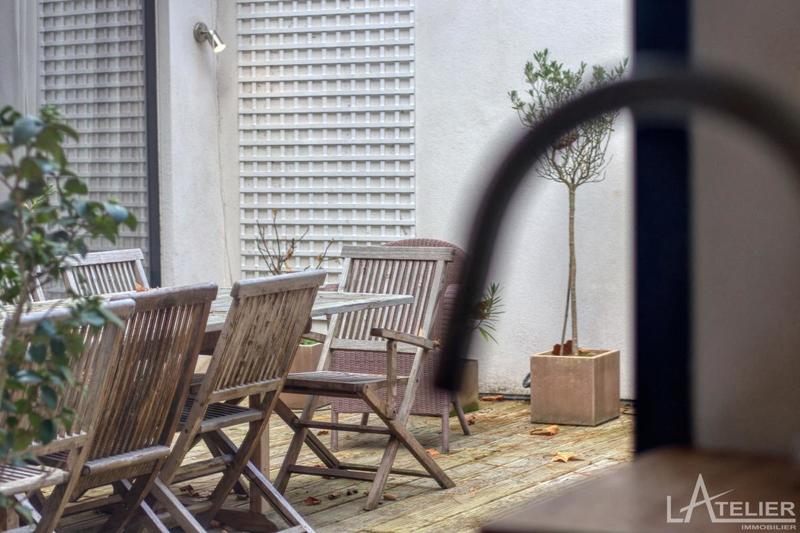 Maison - 220 m² - 6 pièces