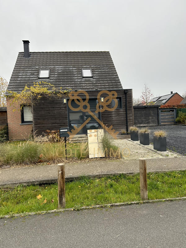 Maison - 105 m² - 5 pièces