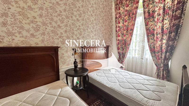 Château - 600 m² - 19 pièces