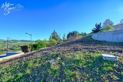 Terrain constructible - 650 m²