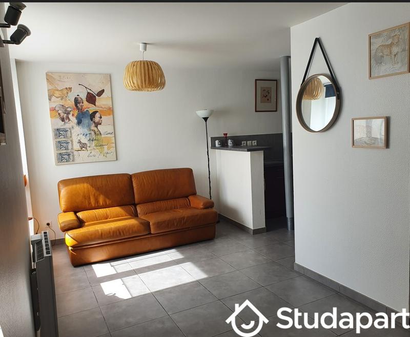 Chambre - 11 m² - 1 pièce