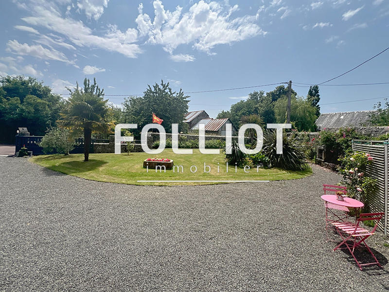 Maison - 208 m² - 10 pièces