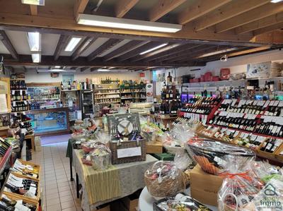 Fonds de commerce - Local commercial - 410 m²