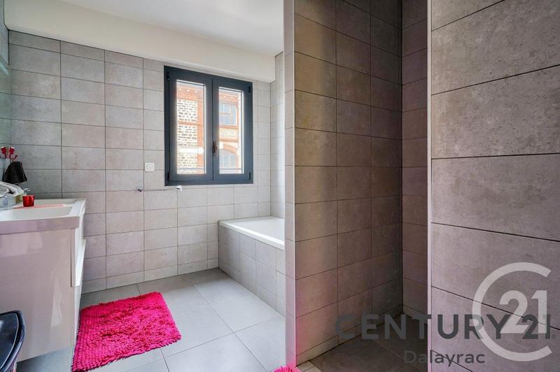 Maison - 169 m² - 6 pièces