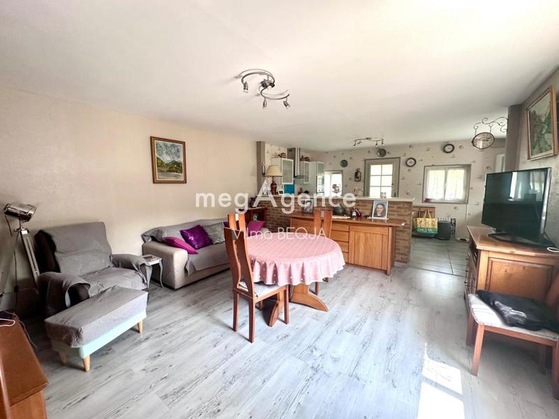 Maison - 304 m² - 7 pièces