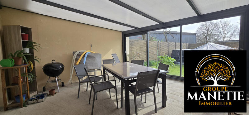 Maison - 210 m² - 6 pièces