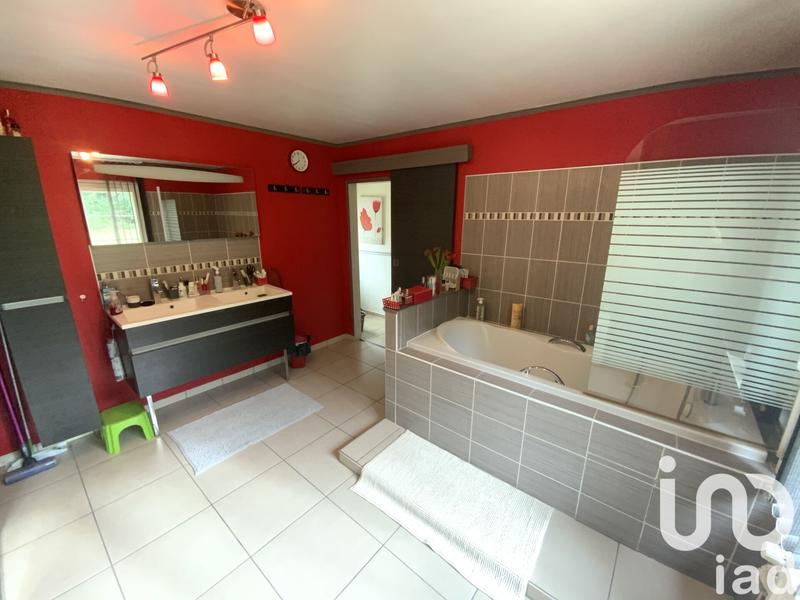 Maison - 167 m² - 10 pièces