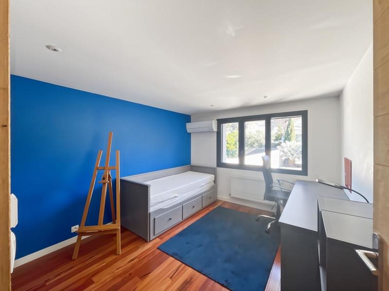 Maison - 151 m² - 6 pièces