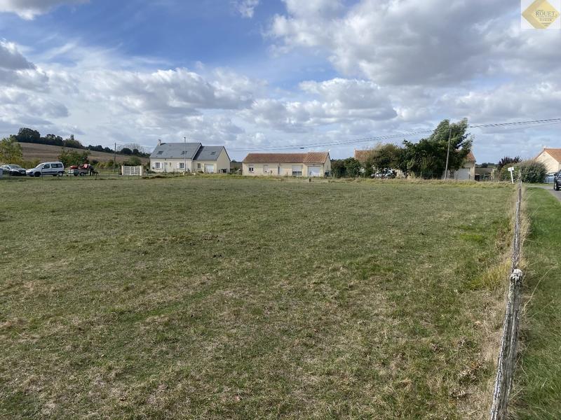 Terrain constructible - 1 878 m²