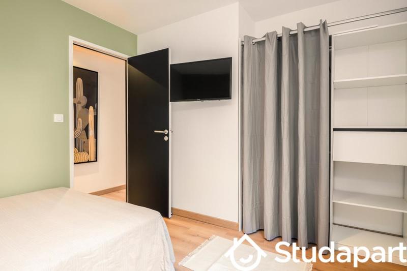 Chambre - 9 m² - 1 pièce