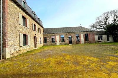 Demeure - 273 m² - 7 pièces