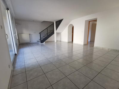 Maison - 137 m² - 5 pièces