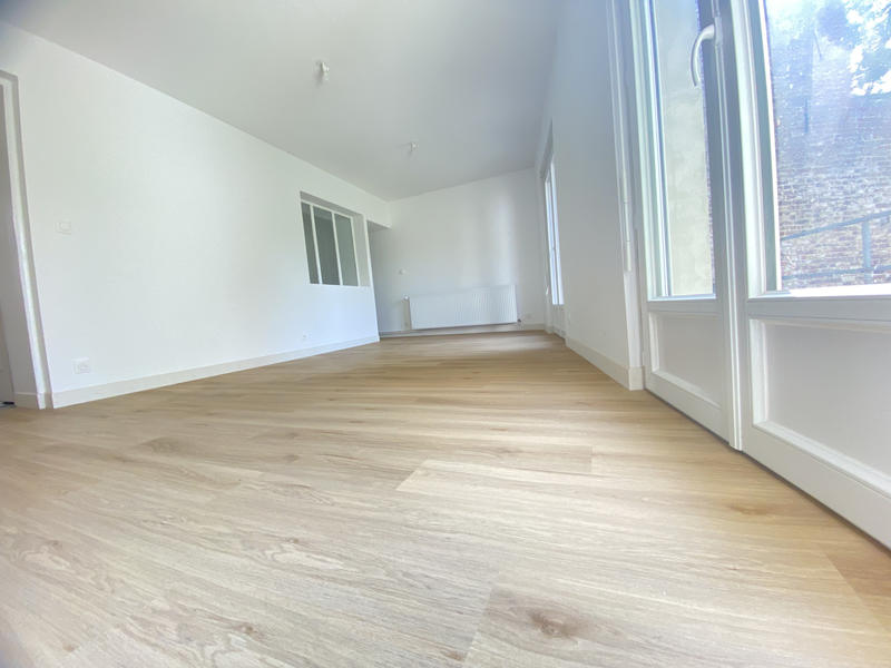 Maison - 88 m² - 6 pièces