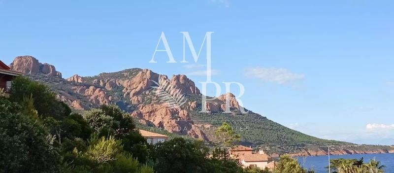 Villa - 200 m² - 6 pièces