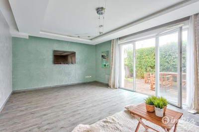 Maison - 96 m² - 4 pièces