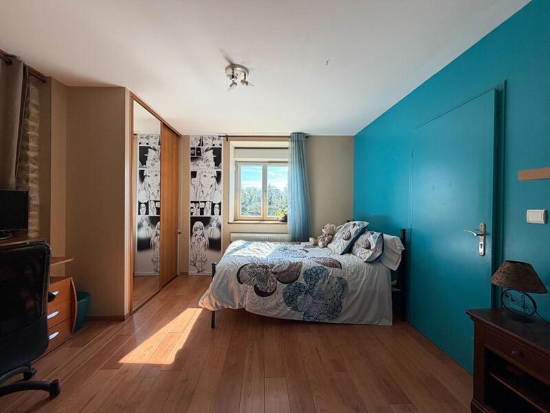 Maison - 257 m² - 8 pièces