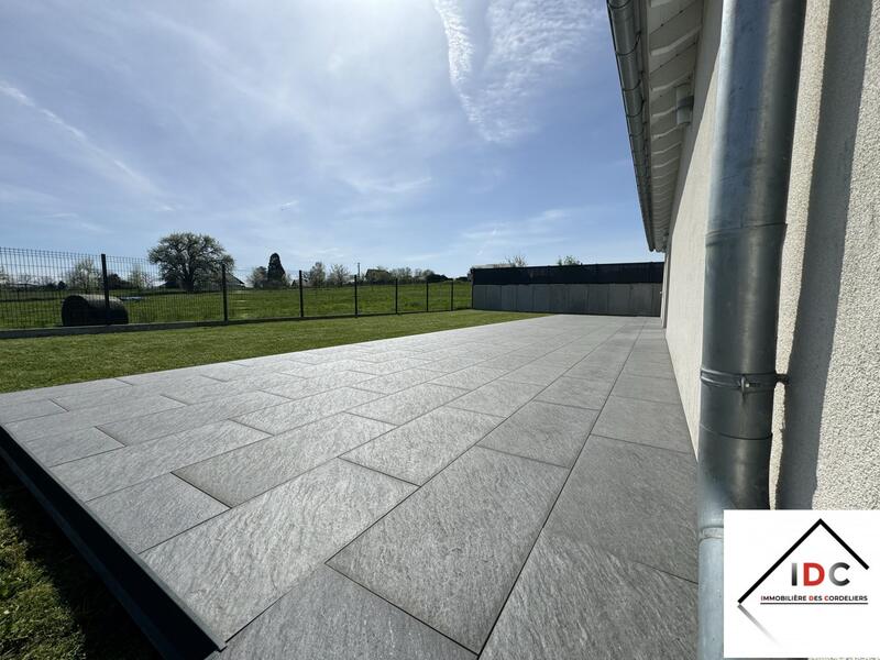 Maison - 146 m² - 4 pièces