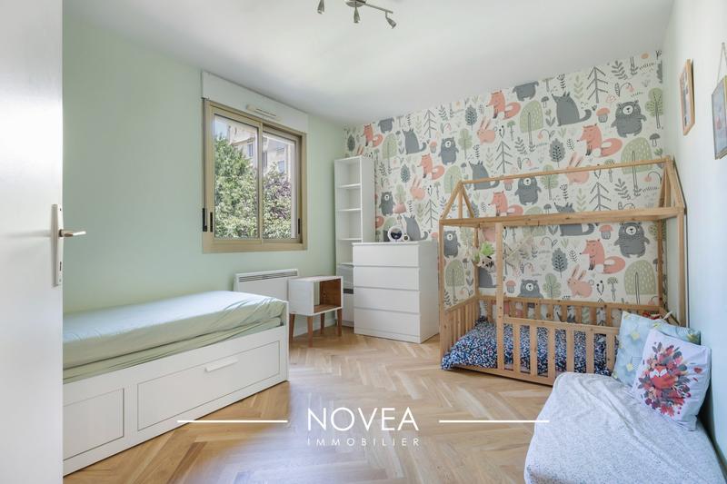 Appartement - 85 m² - 3 pièces