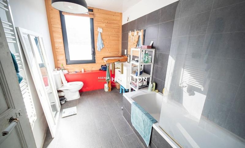 Maison de village - 225 m² - 10 pièces