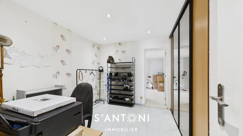 Maison - 94 m² - 6 pièces