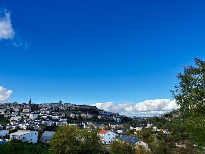 Terrain constructible - 607 m²