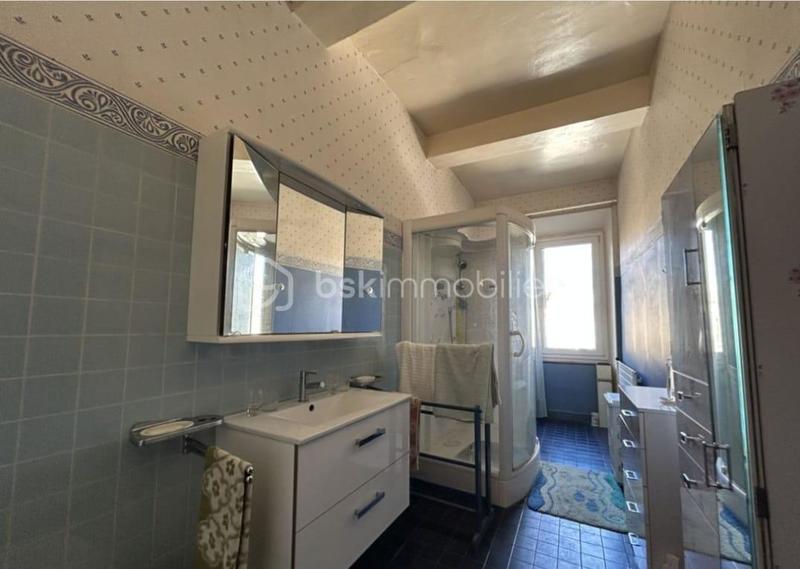 Maison de maîtres - 200 m² - 10 pièces