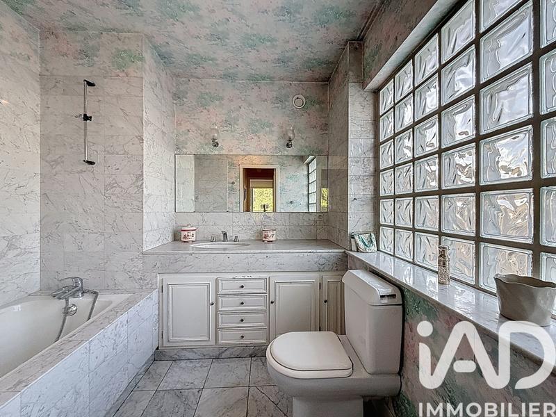 Appartement - 100 m² - 4 pièces