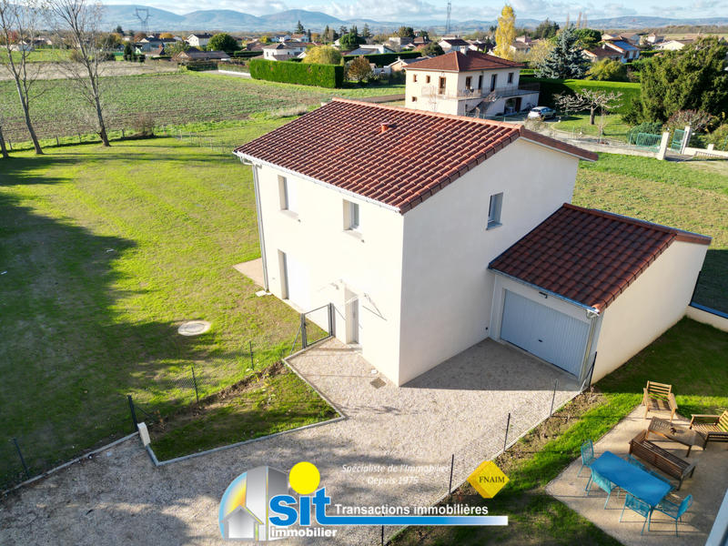 Villa - 100 m² - 5 pièces