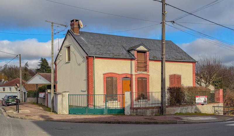 Maison - 92 m² - 5 pièces