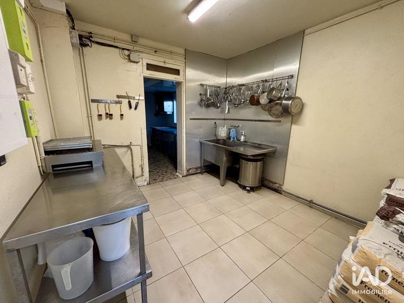 Local commercial - 200 m²