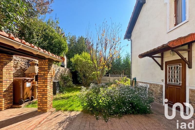 Maison - 77 m² - 5 pièces