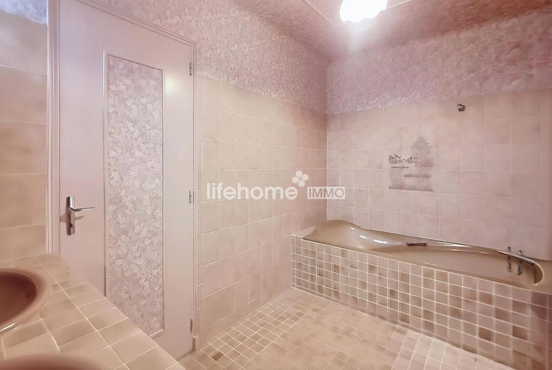 Maison - 110 m² - 4 pièces