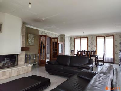 Maison - 141 m² - 5 pièces