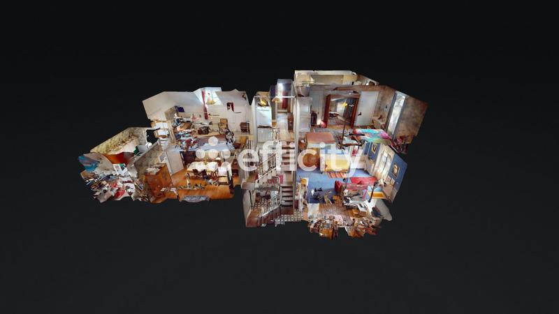 Maison - 296 m² - 12 pièces