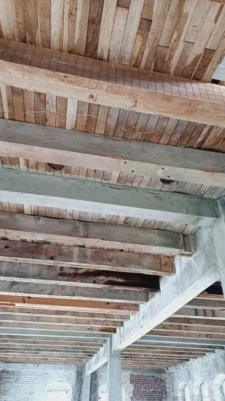 Immeuble - 1 900 m²