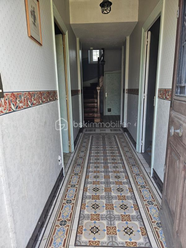 Demeure - 185 m² - 8 pièces