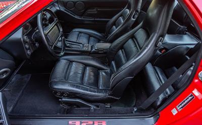 Porsche 928 S4